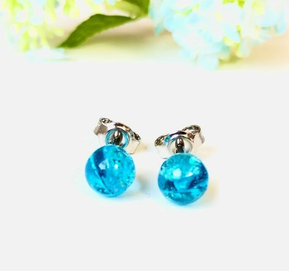 Miyako Blue Phosphorescent Okinawa 6mm Firefly glass Stud piercings