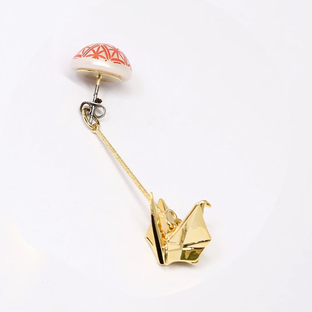 Origami Crane and chrysanthemum Piercing Earring