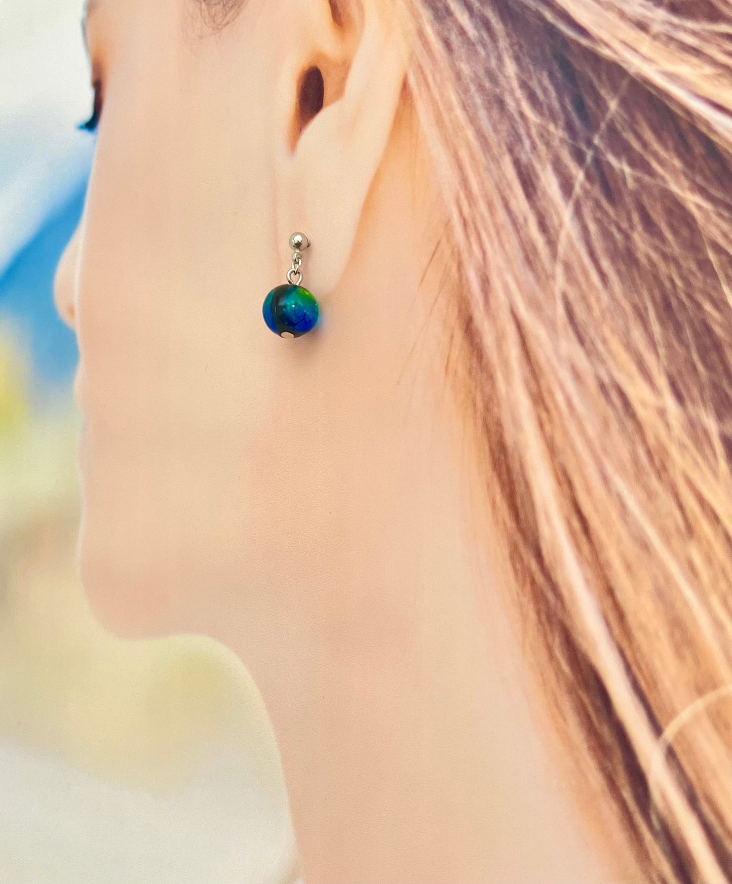 Kerama Blue Phosphorescent Okinawa 8mm Firefly glass Drop type swaying Stud piercing Titanium alloy